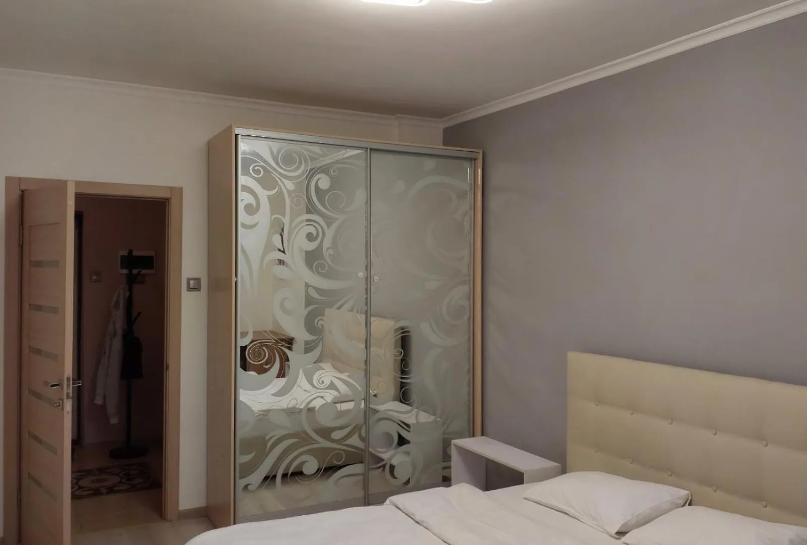 Теремки Kiew Apartment